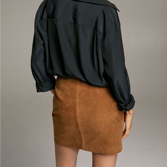 Aritzia Babaton Suede Skirts - Picture 4 of 14